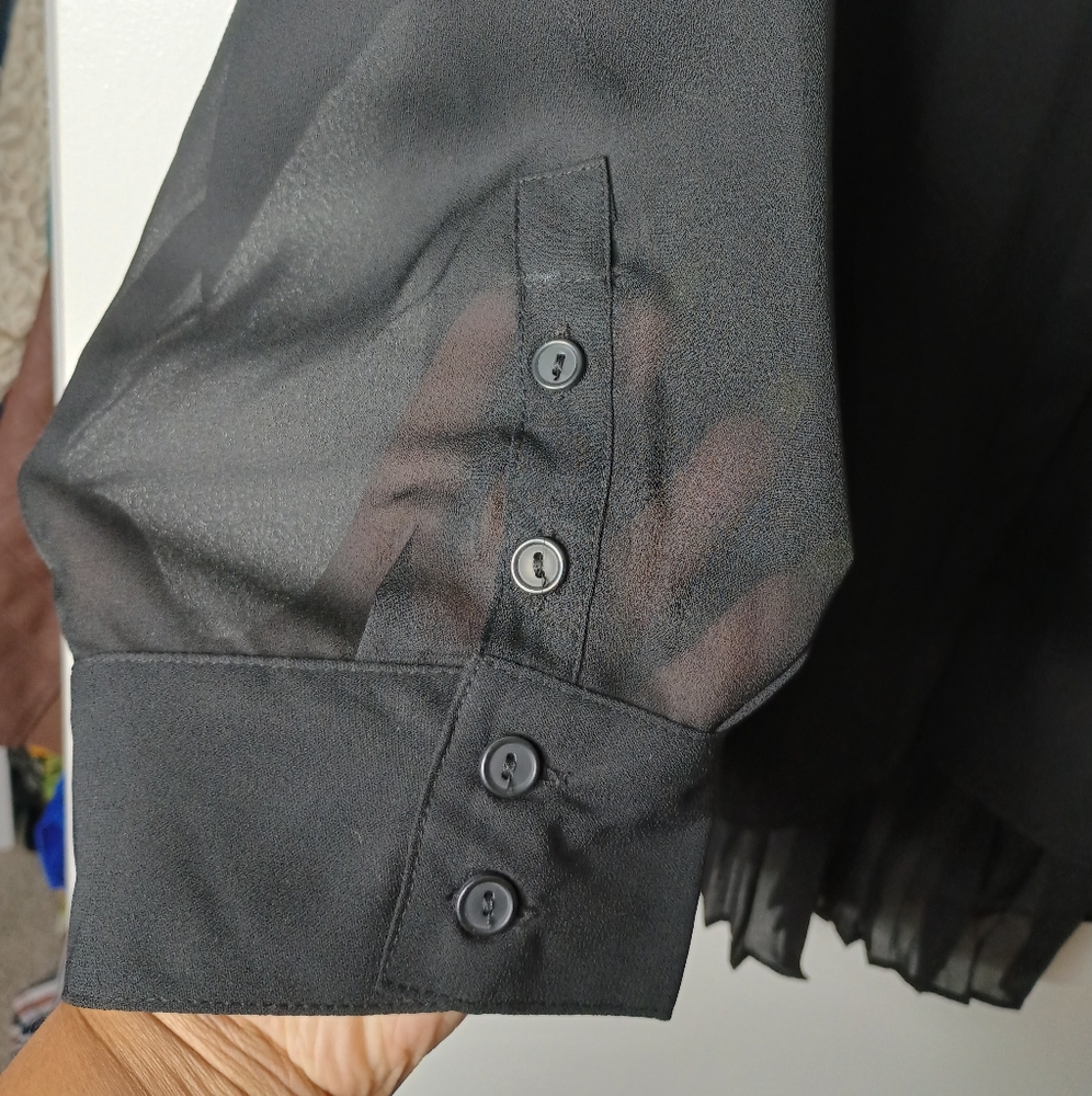 SAMI & JO Black Blouse - Picture 3 of 6